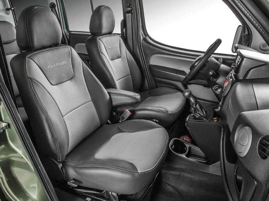  Fiat Doblo Adventure 2013 года  (фото 9 из 16)